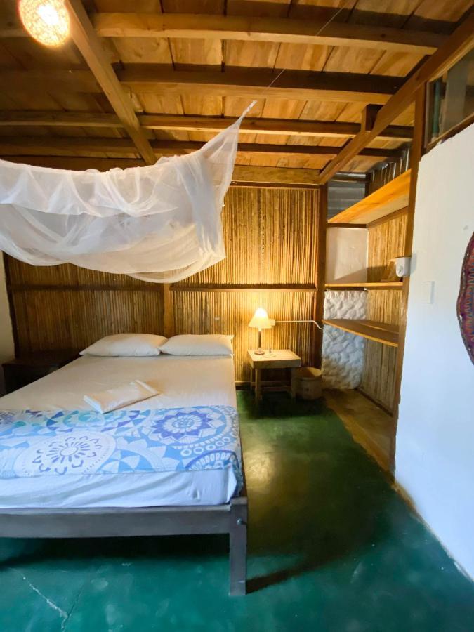 Hostal Zinpar Паломино Экстерьер фото