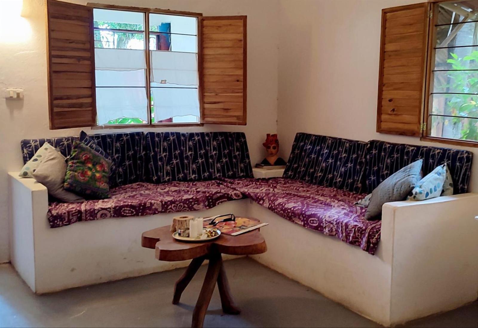 Hostal Zinpar Паломино Экстерьер фото
